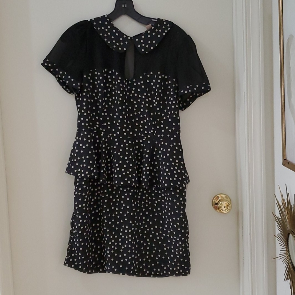 Dress - Picture 7 of 7